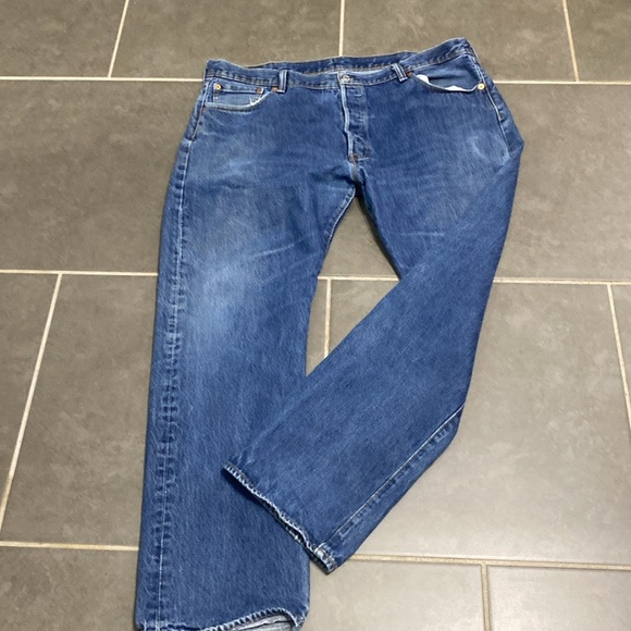 Levi’s 501 button fly jeans. 42x32 - Picture 3 of 5